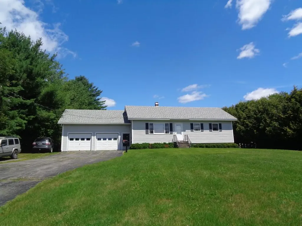 1102 Main Road Eddington ME 04428
