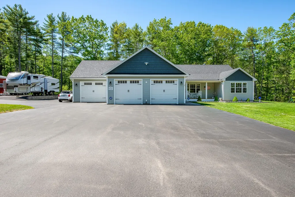 15 Rocky Lane Wells ME 04090