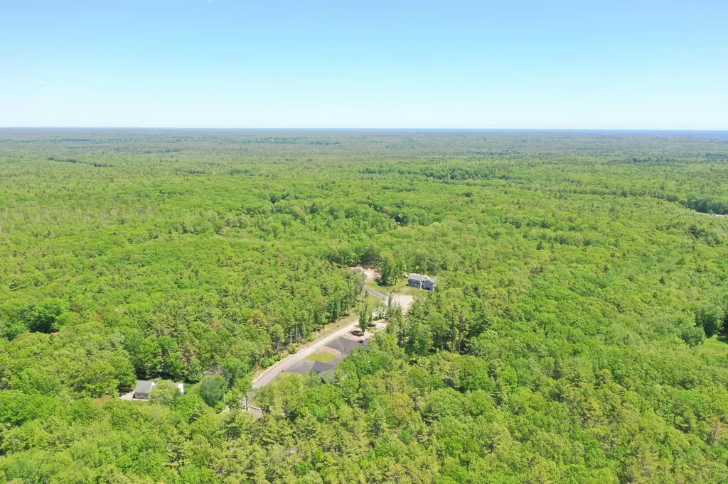 15 Rocky Lane Wells ME 04090