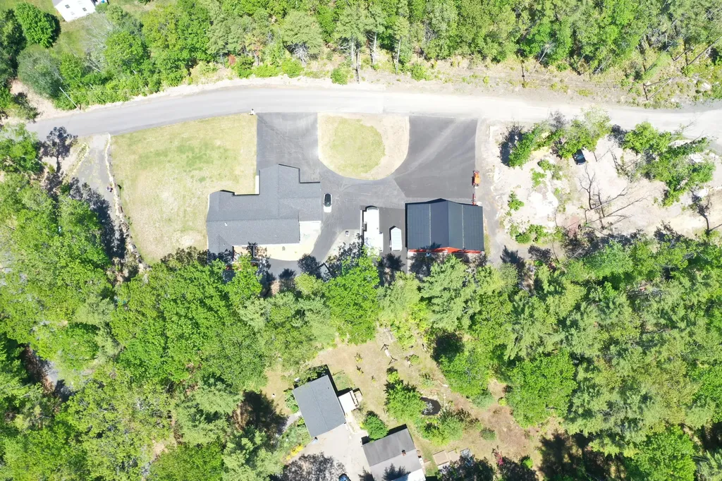 15 Rocky Lane Wells ME 04090