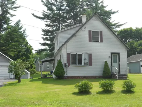 521 North Street Hermon ME 04401