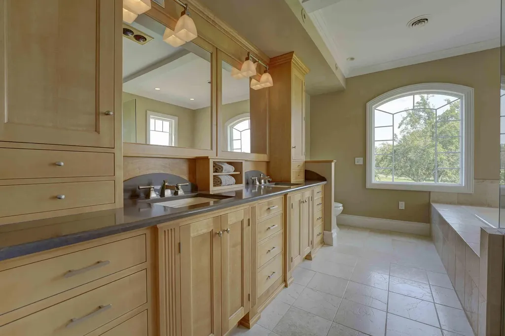 717 South Street Biddeford ME 04005