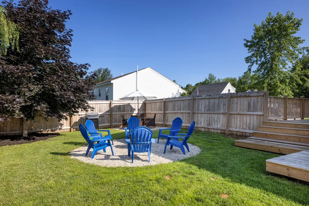 10 Littlefield Street Rockland ME 04841