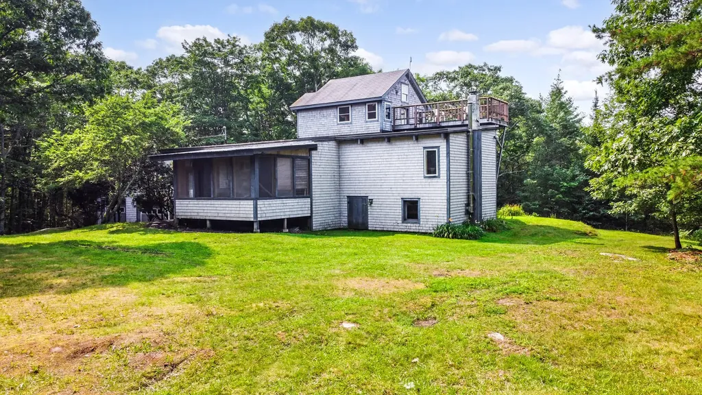 32 Fred Brigham Road Phippsburg ME 04562