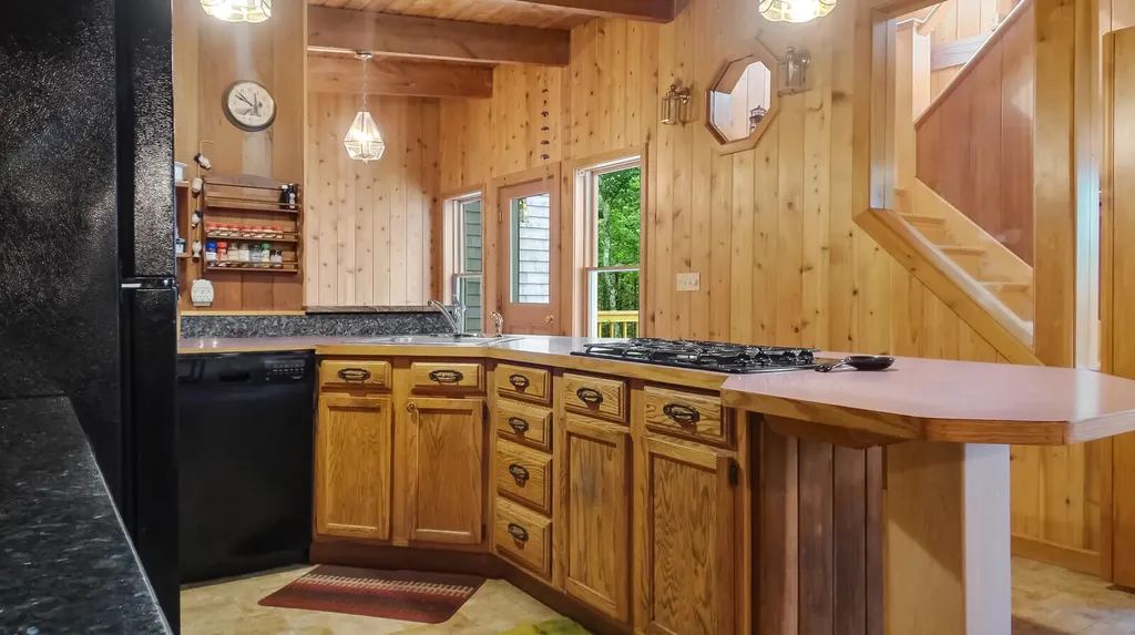 32 Fred Brigham Road Phippsburg ME 04562
