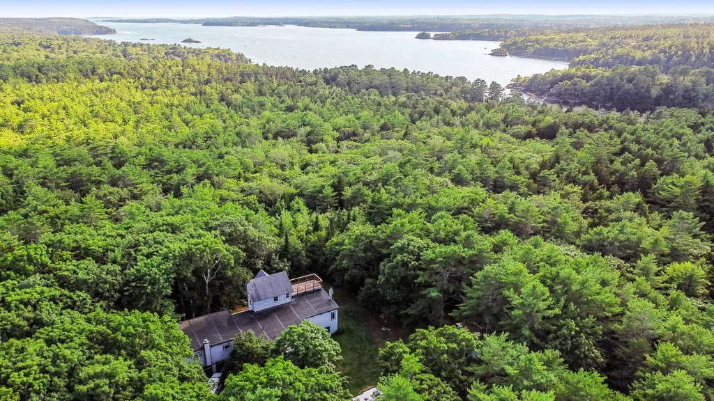 32 Fred Brigham Road Phippsburg ME 04562