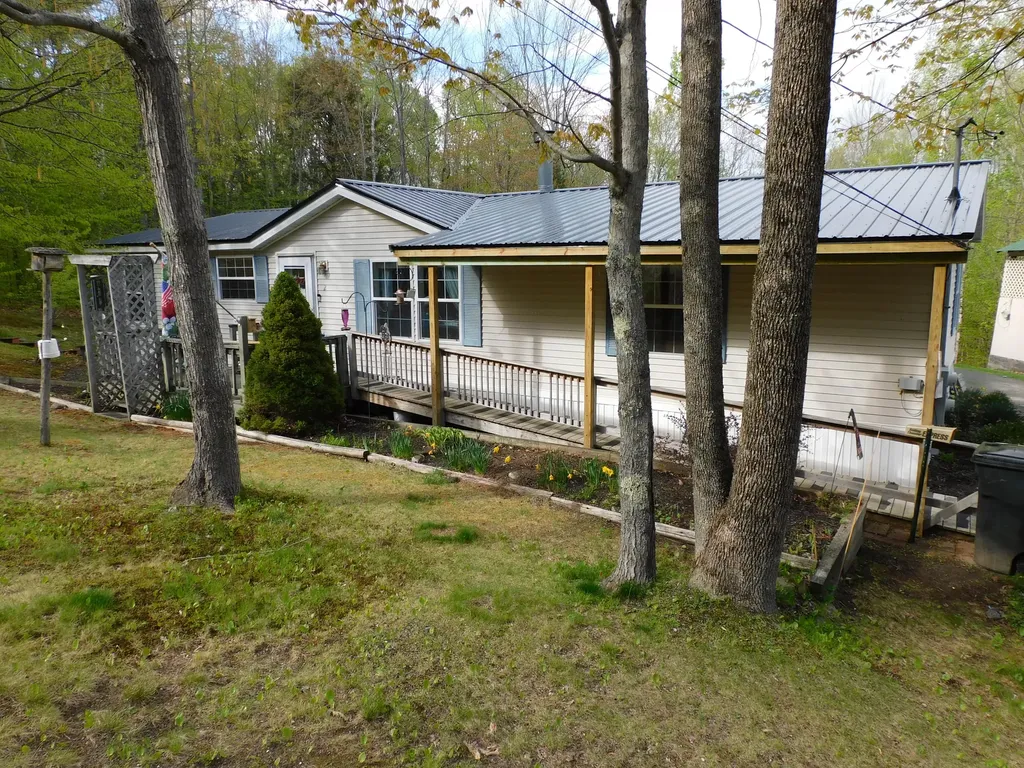 2 & 4 Walker Lane Hartland ME 04943
