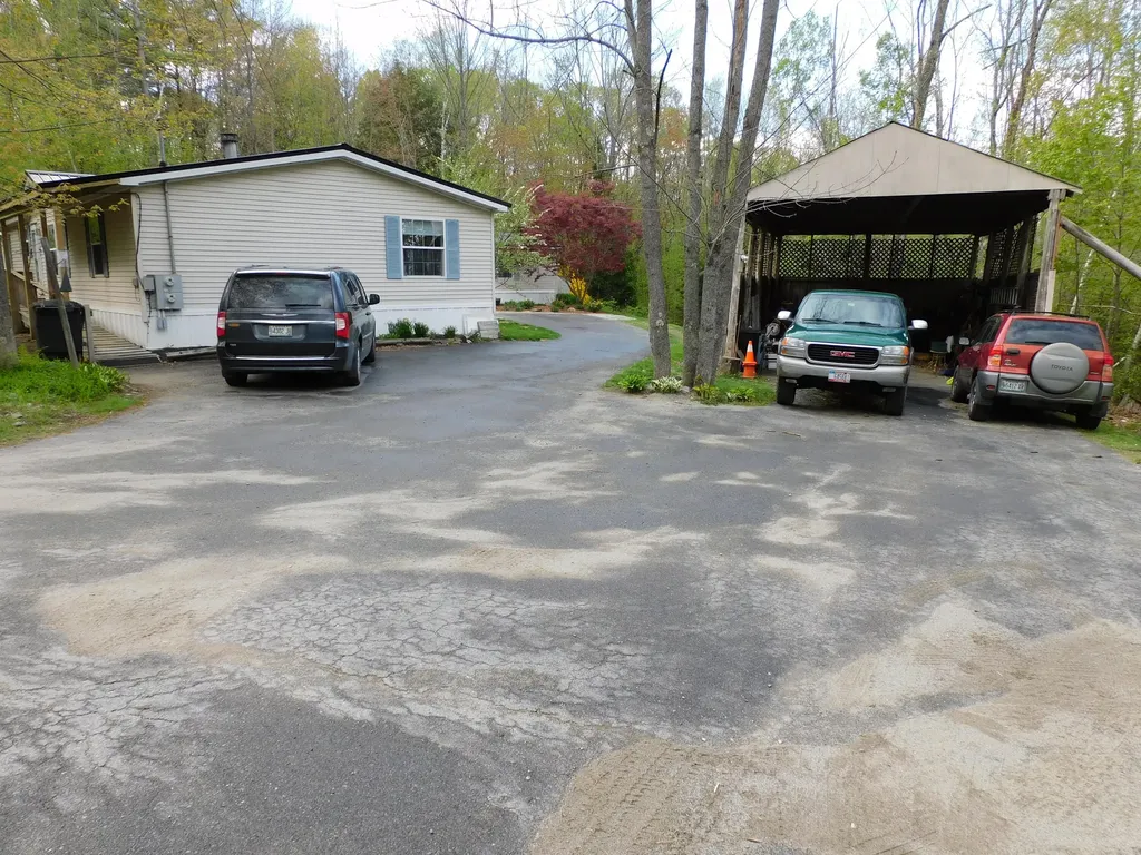 2 & 4 Walker Lane Hartland ME 04943