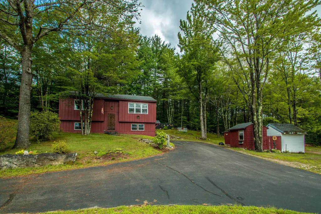 52 Maple Street Fryeburg ME 04037