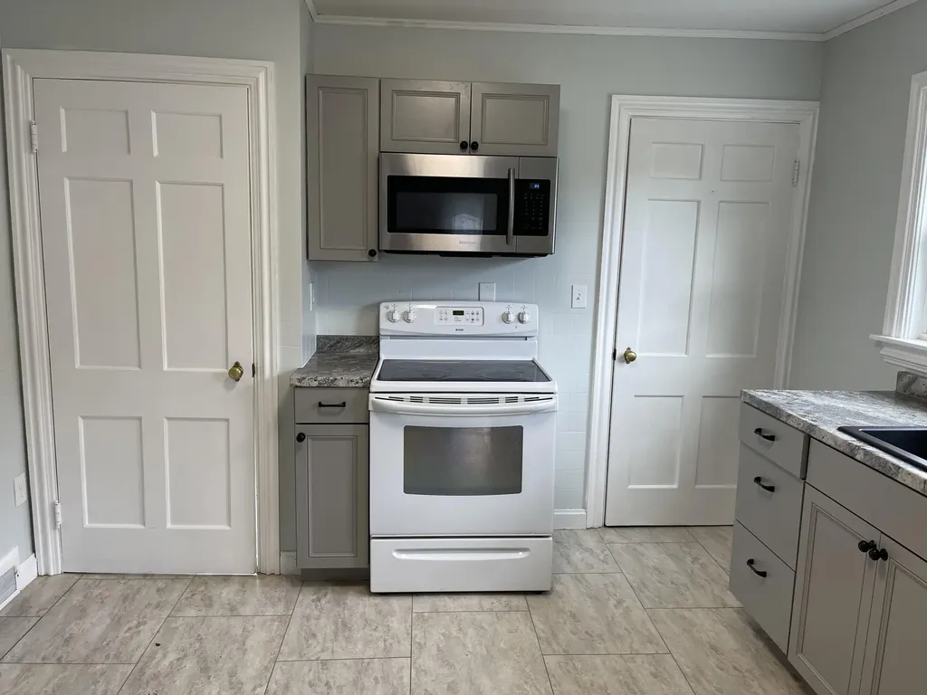213 Fern Street Bangor ME 04401