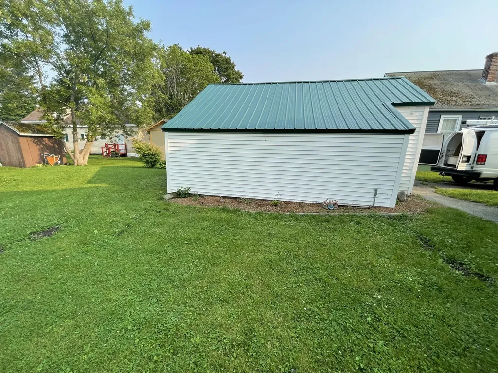 213 Fern Street Bangor ME 04401