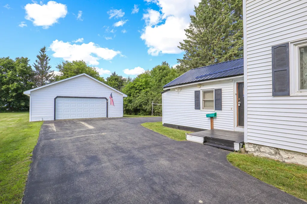 28 Call Road Milford ME 04461