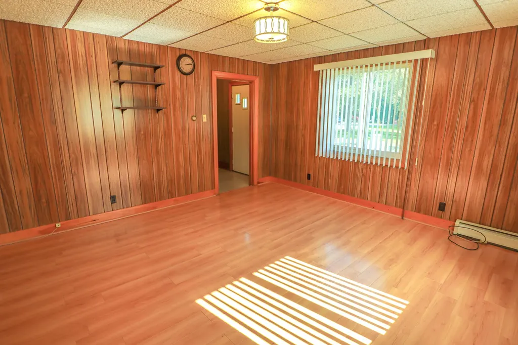 28 Call Road Milford ME 04461