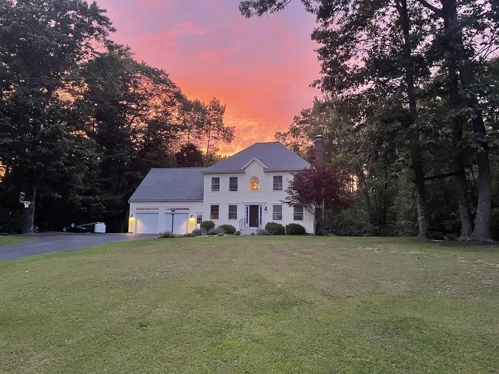 380 Portland Road Buxton ME 04093