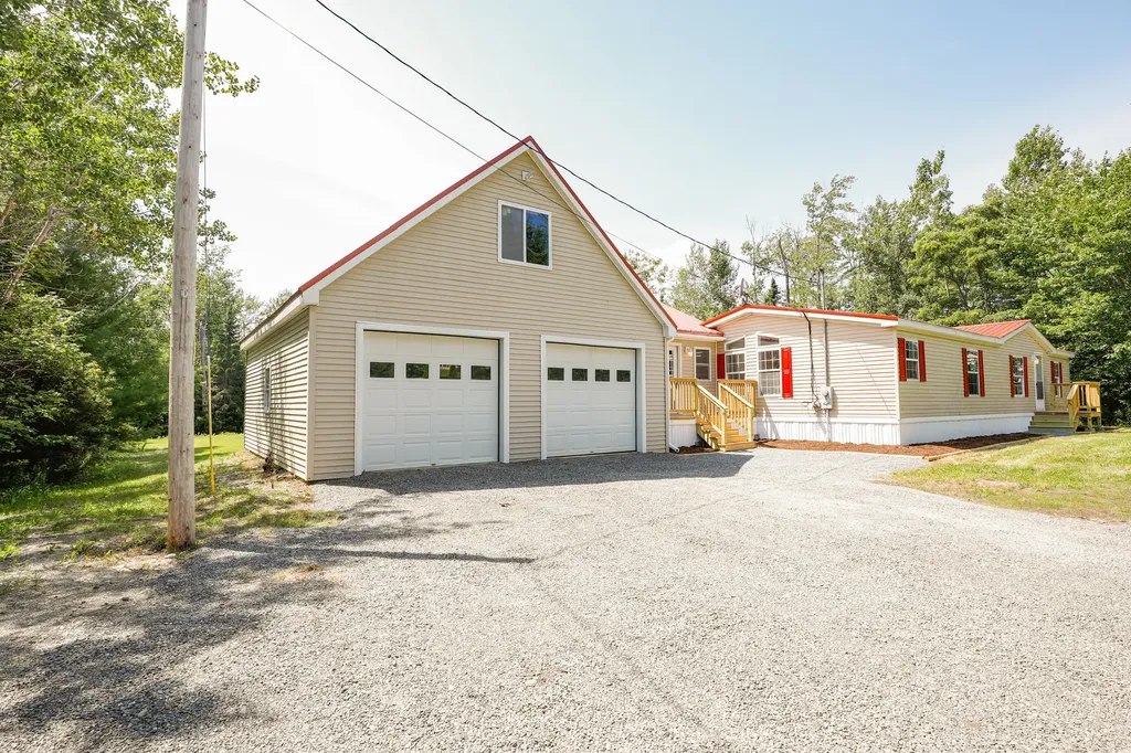 70 Scotts Point Road Clifton ME 04428