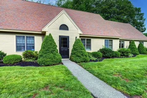 8 Cheshire Meadows Lane Kennebunk ME 04043