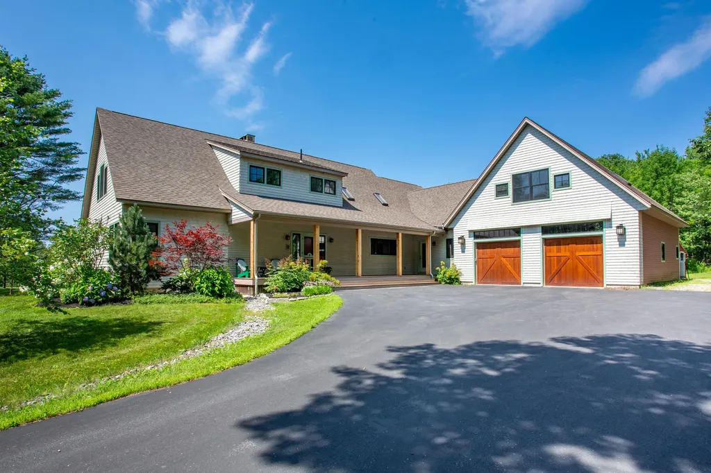 17 Bailey Farm Road Freeport ME 04032