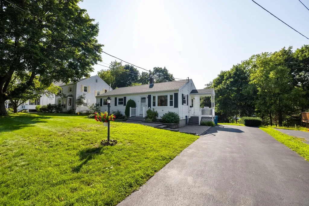 48 Caleb Street Portland ME 04102