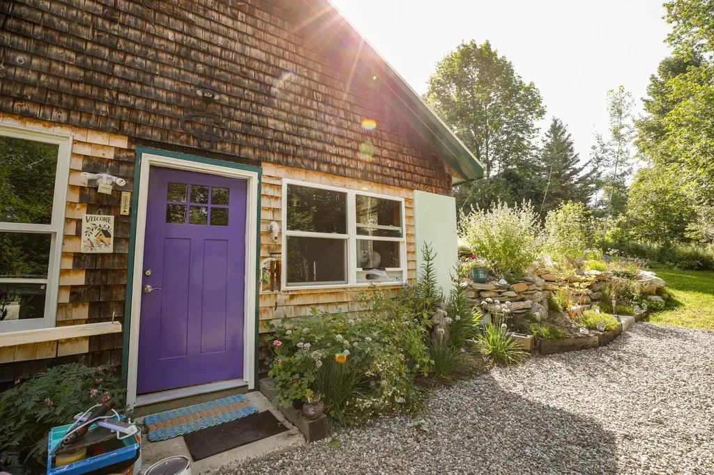 1342 River Road Bucksport ME 04416