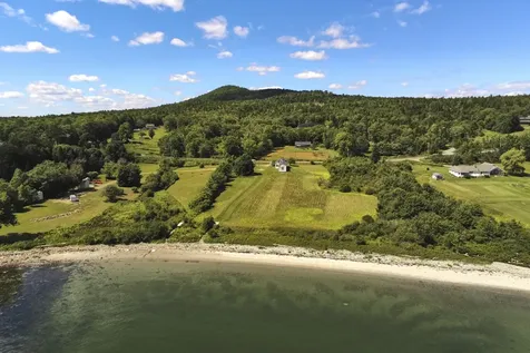 4 Atlantic Highway Northport ME 04849