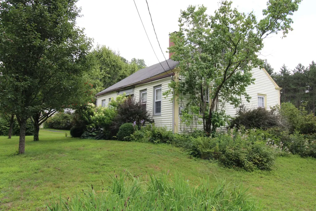 160 Manchester Road Belgrade ME 04917