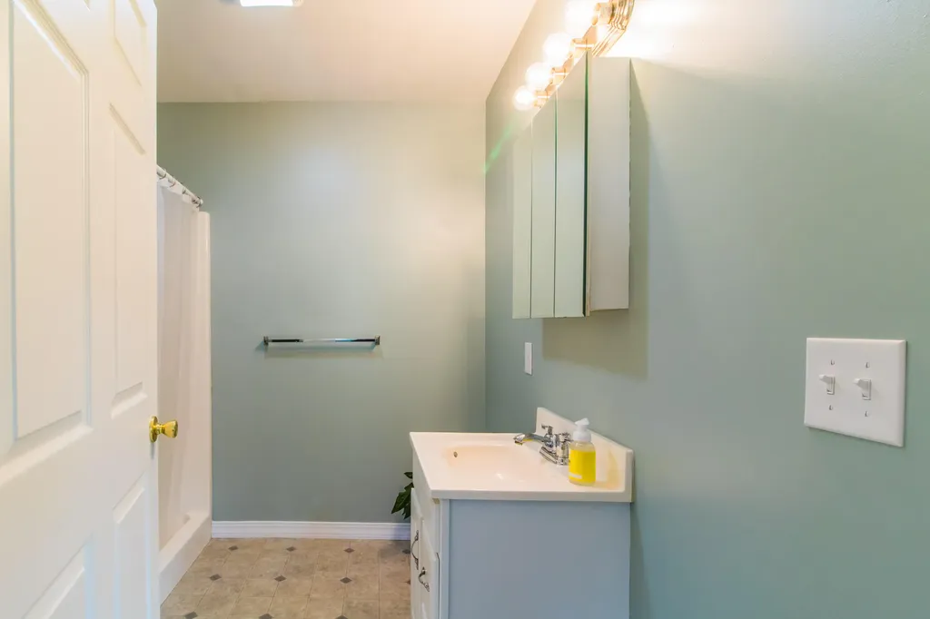 312 Pond Road Lewiston ME 04240