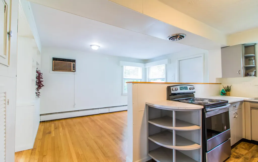 312 Pond Road Lewiston ME 04240