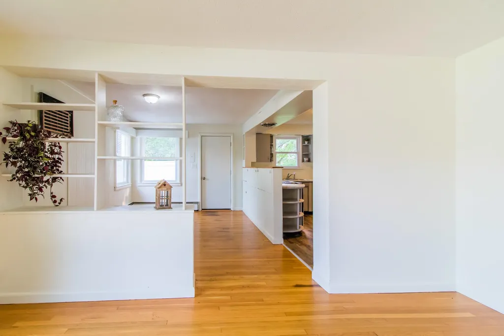 312 Pond Road Lewiston ME 04240