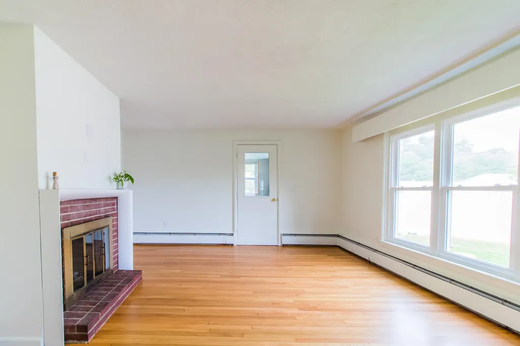 312 Pond Road Lewiston ME 04240