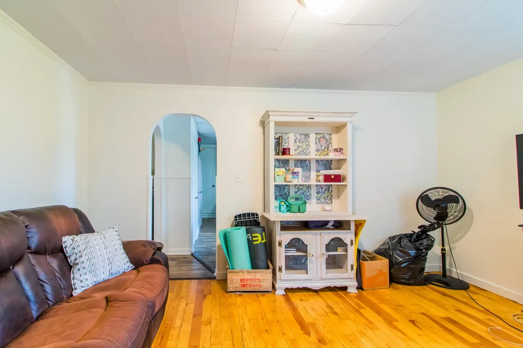 312 Pond Road Lewiston ME 04240