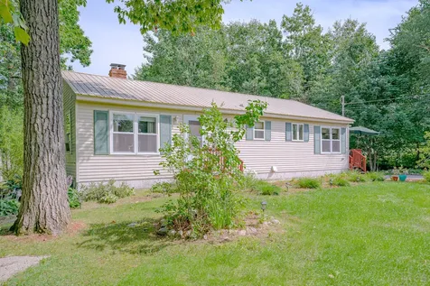 14 Easy Street Standish ME 04084