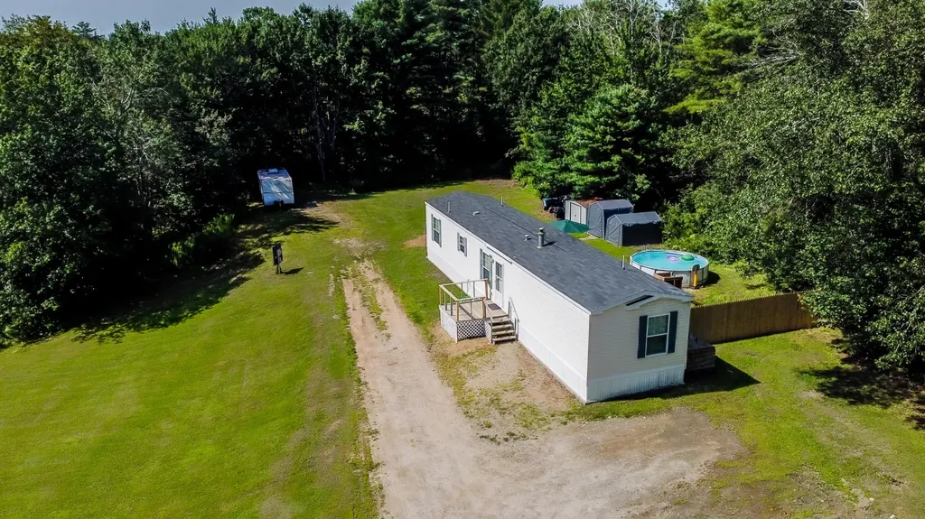 97 Jefferson Road Whitefield ME 04353