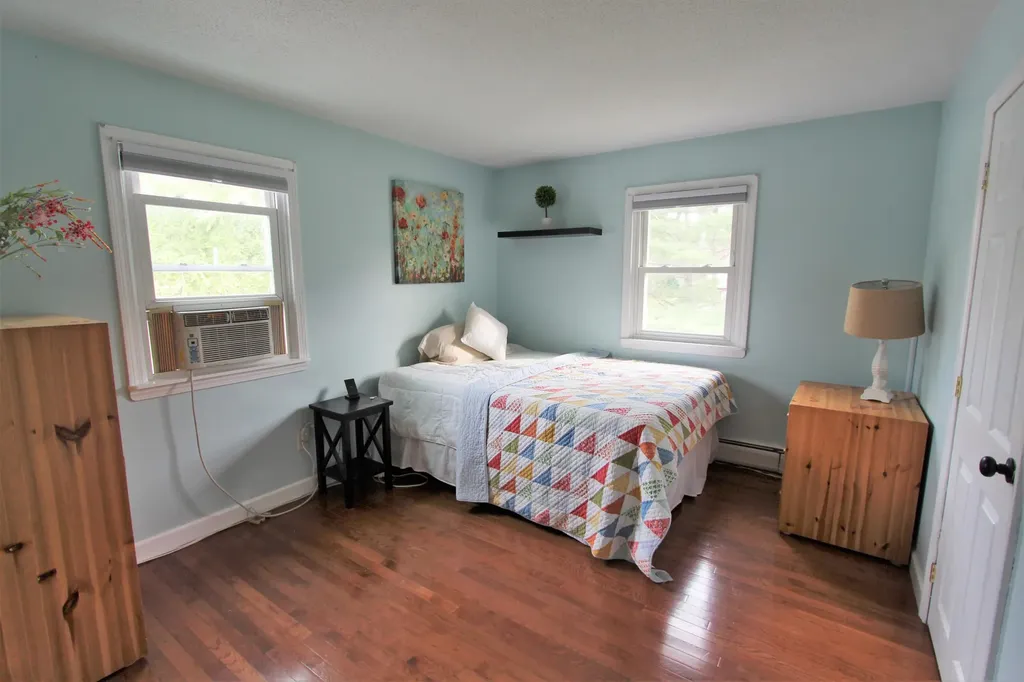 82 Canterbury Road Brewer ME 04412