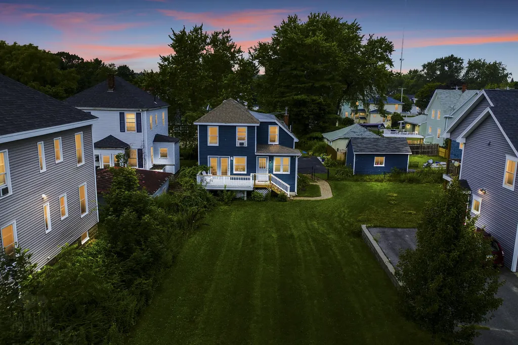 120 Veranda Street Portland ME 04103