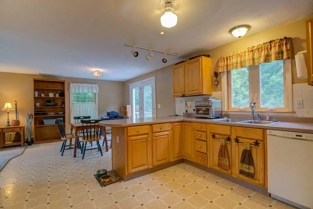 41 Dakota Drive Windham ME 04062