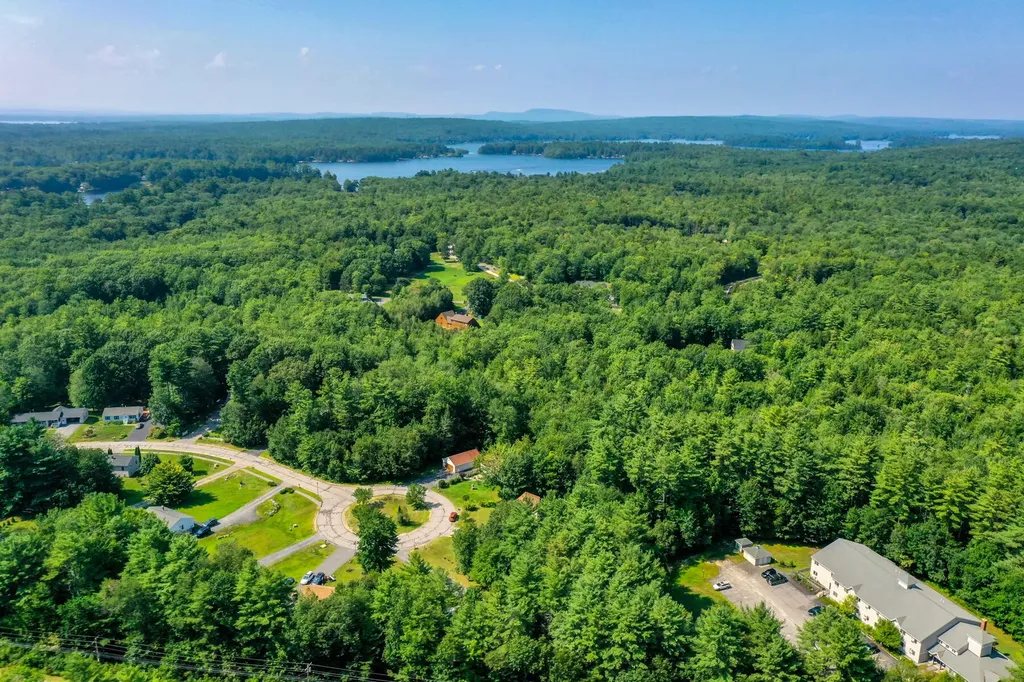 41 Dakota Drive Windham ME 04062