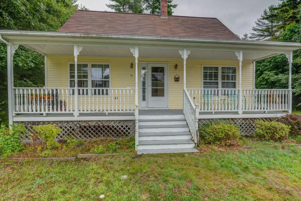 41 Dakota Drive Windham ME 04062