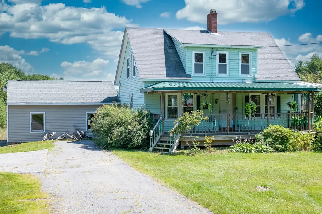 715 Augusta Road Topsham ME 04086