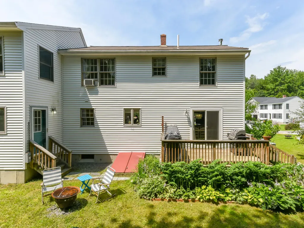 8 Marion Circle Cumberland ME 04102