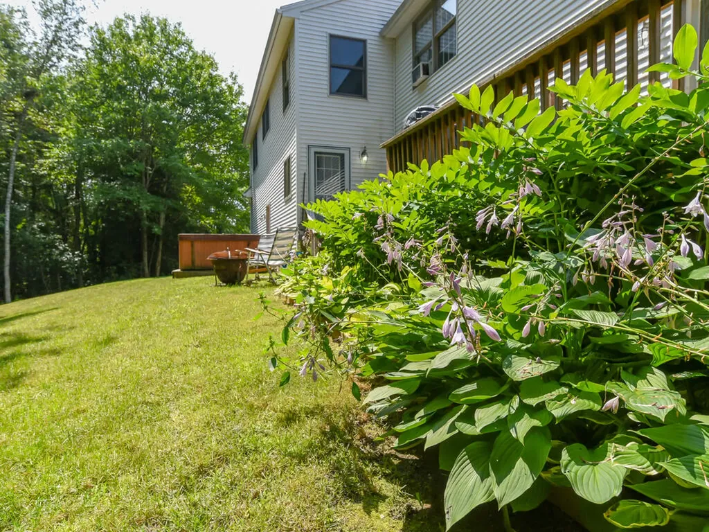 8 Marion Circle Cumberland ME 04102