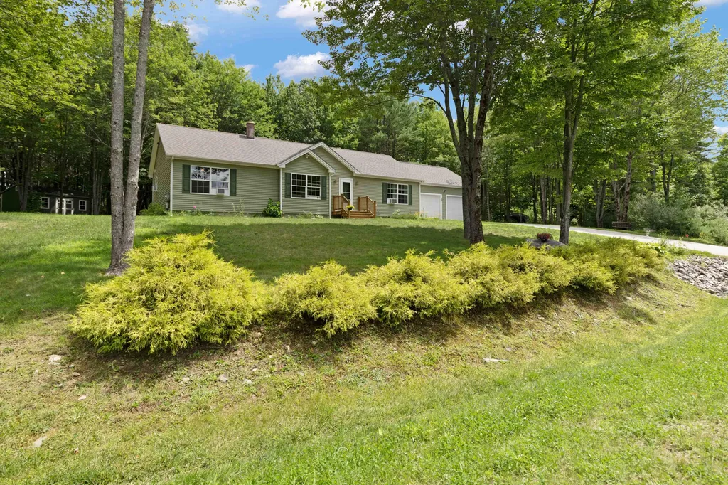 56 Spencer Drive Auburn ME 04210