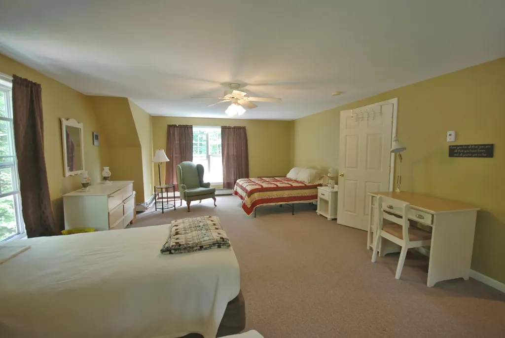 20 Spruce Lane Naples ME 04055