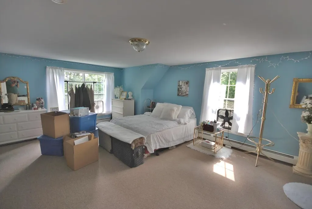 20 Spruce Lane Naples ME 04055