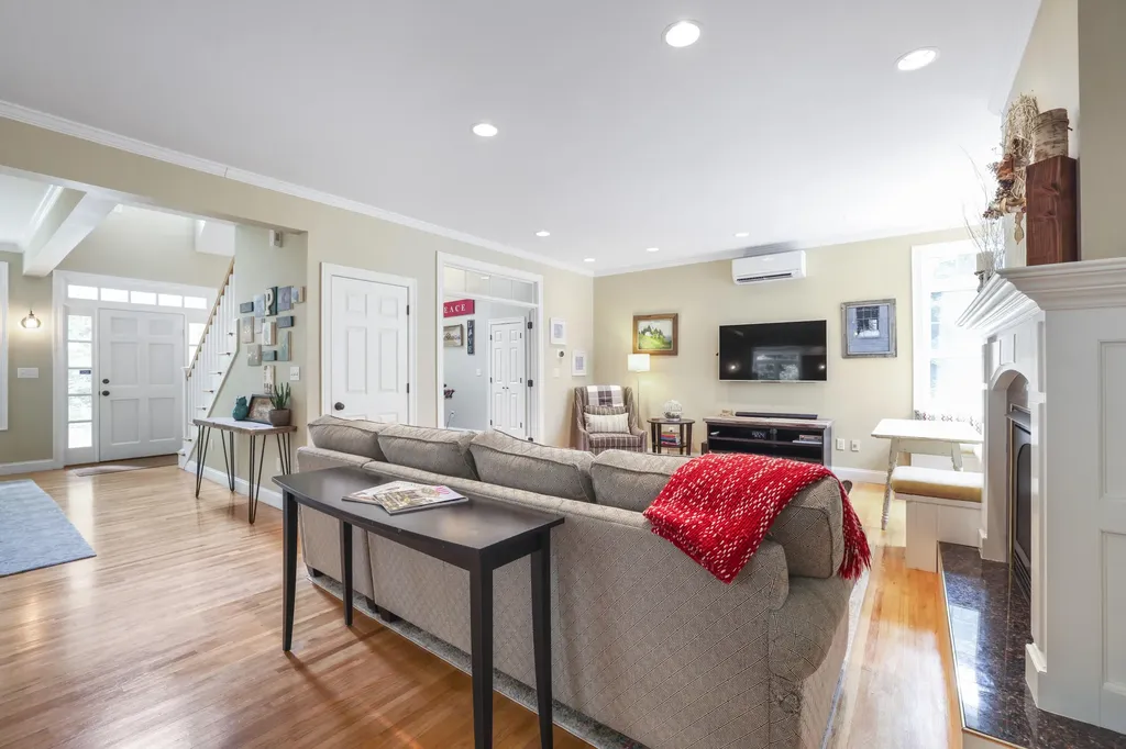 52 Maguire Road Kennebunk ME 04043