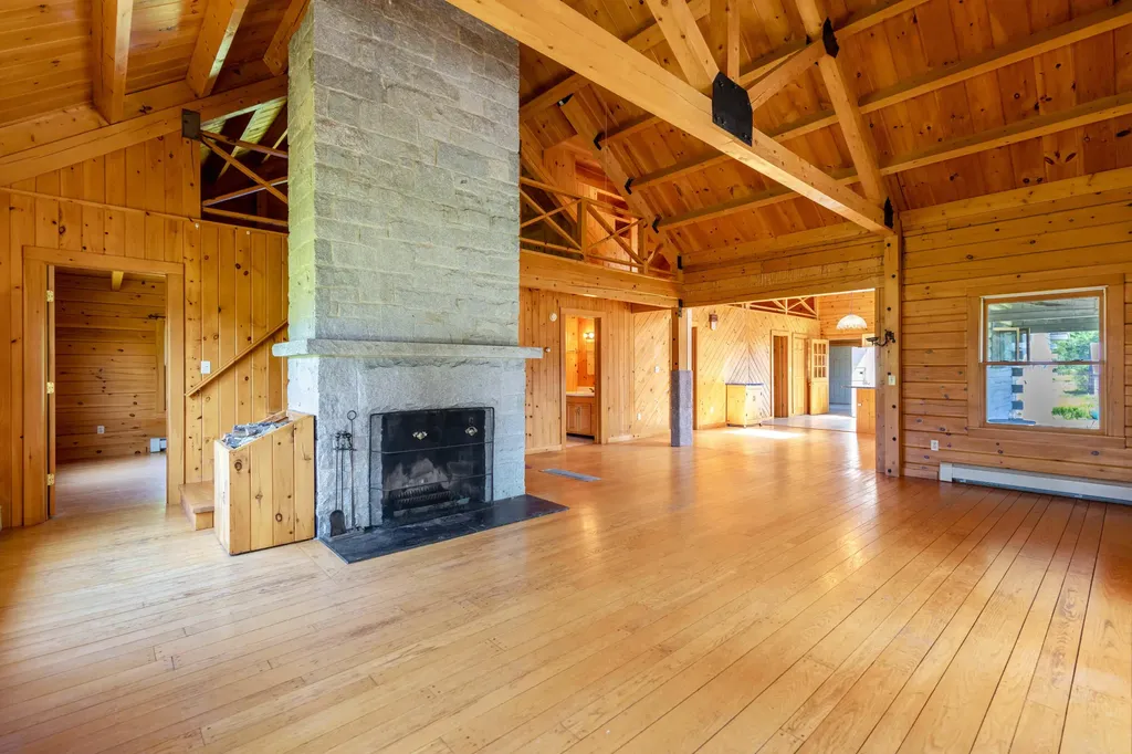 511 Birch Point Road Wiscasset ME 04578