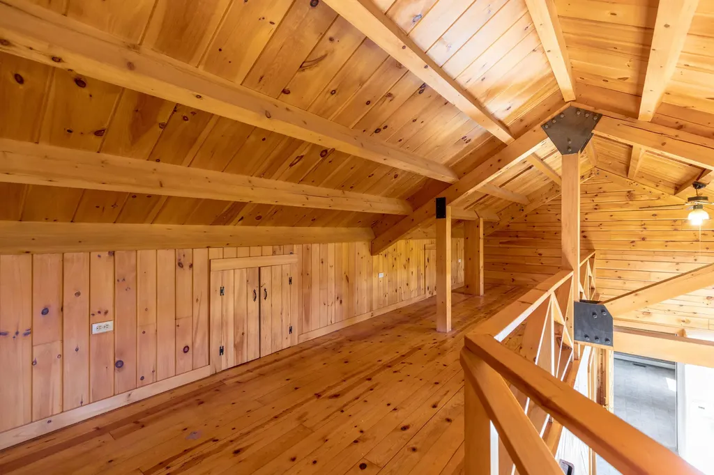 511 Birch Point Road Wiscasset ME 04578