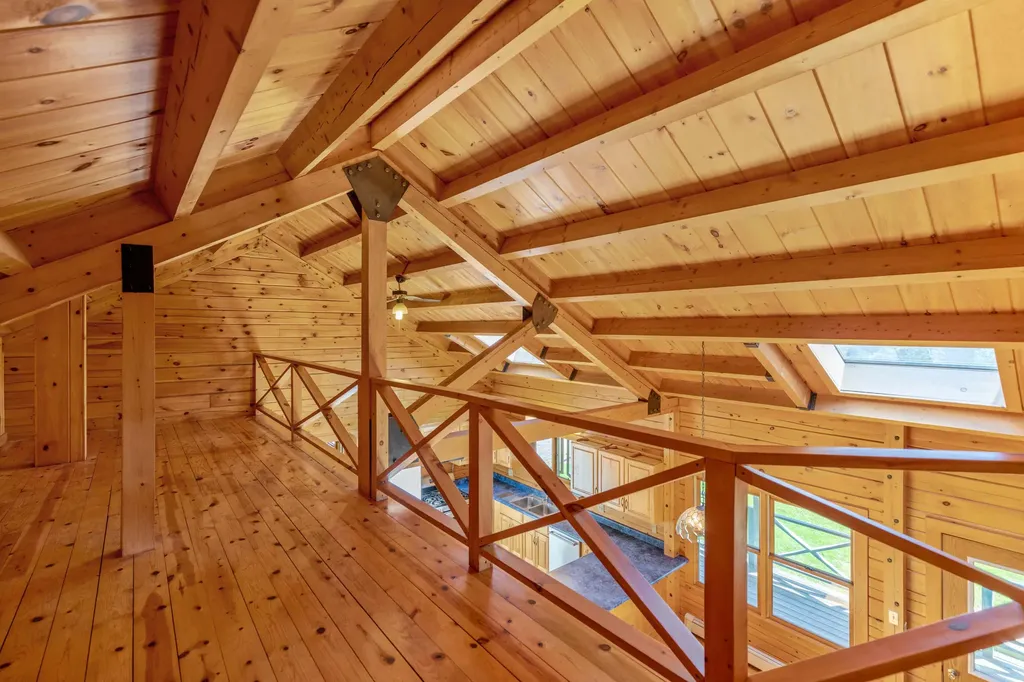 511 Birch Point Road Wiscasset ME 04578