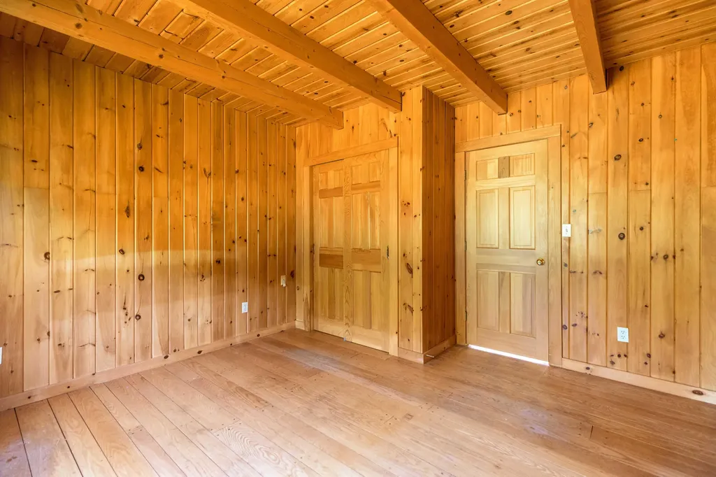 511 Birch Point Road Wiscasset ME 04578
