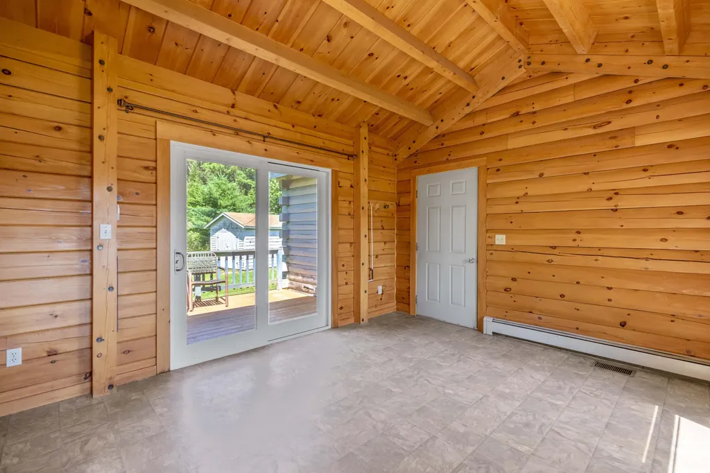 511 Birch Point Road Wiscasset ME 04578