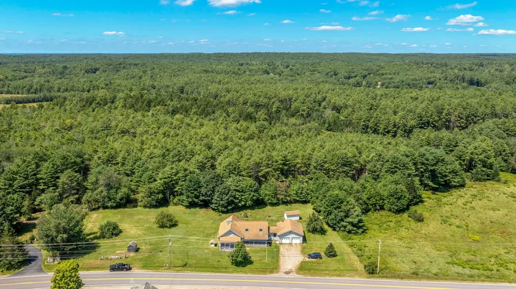 511 Birch Point Road Wiscasset ME 04578